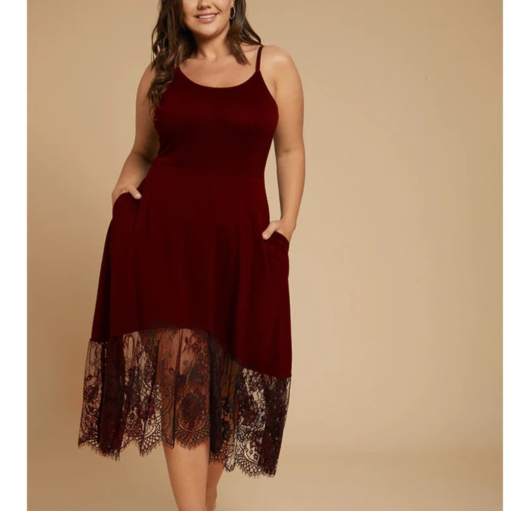 Bloomchic Burgundy Lace Hem Dress